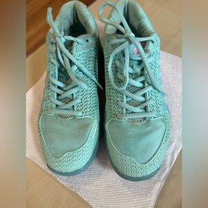 K-Swiss Women’s Light Green Mesh Pickleball Sneakers Size 8
